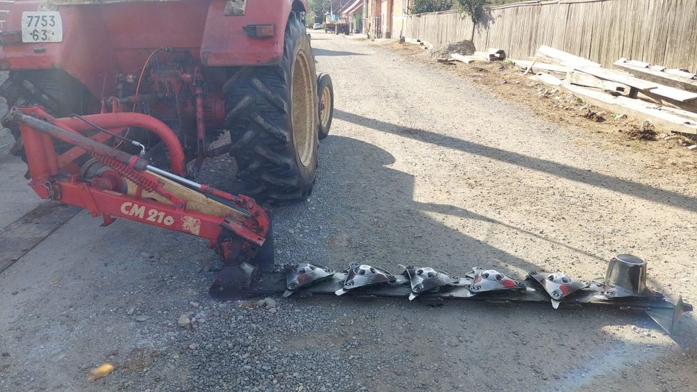 Tractor International  Schimb / Variante / Vând