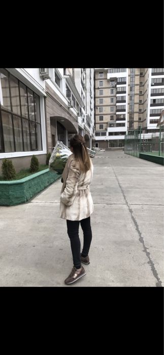 Продам шубу норковую