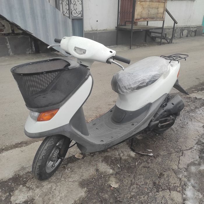 мопед Honda cesta