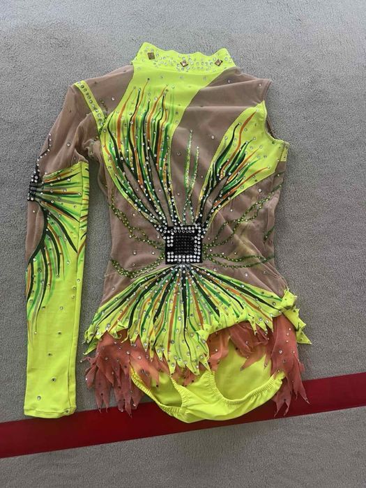 Трико за художествена гимнастика