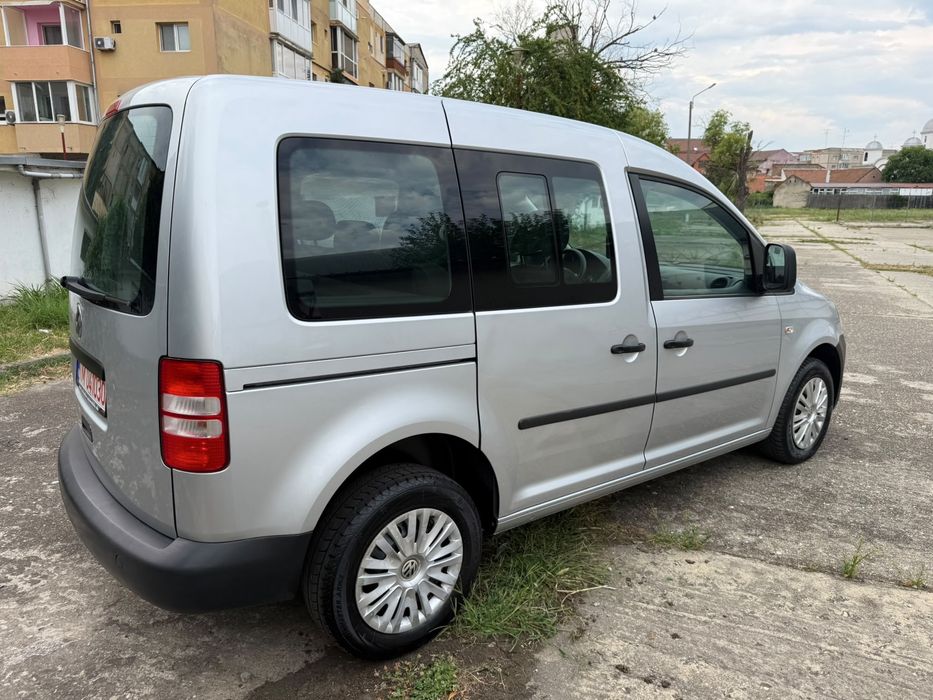 VOLKSWAGEN Caddy 2015 — imagine 3