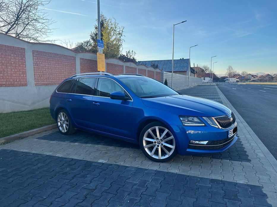 • Skoda Octavia • 2018.12 • Distrinic • DSG • Euro 6 • Propietar •