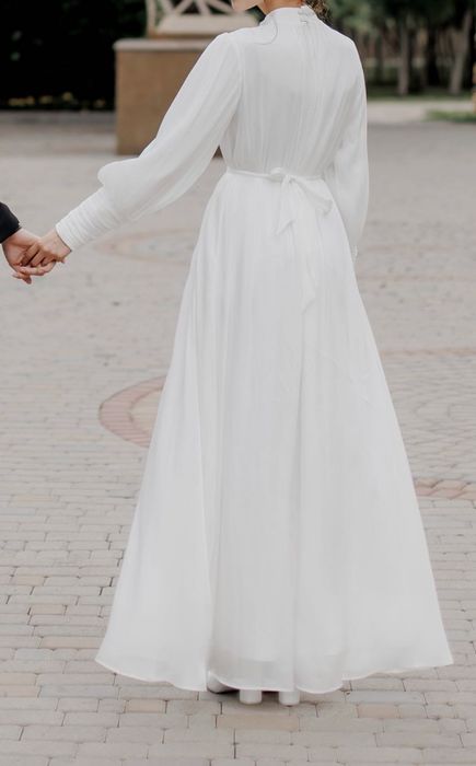 Рагрузка гардероба. Платья