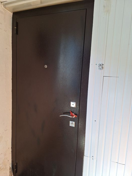 Продам квартиру и дом