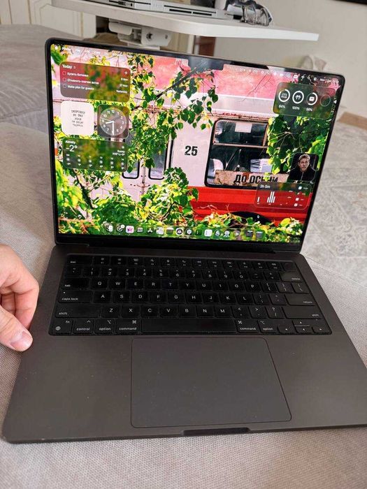 MacBook Pro 14" 1 ТБ SSD / M3 Pro (ноябрь 2023)