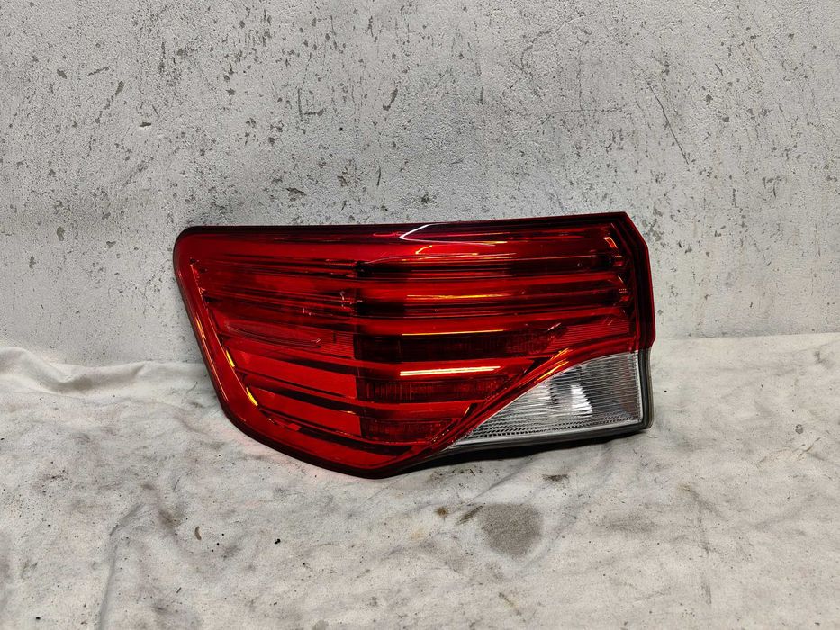Оригинален стоп Тойота Авенсис  Toyota Avensis Led Face