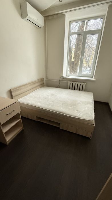 Кровать, шкаф, письменный стол, полки