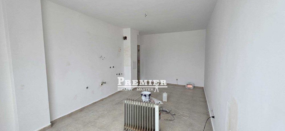 Продава се Двустаен апартамент в к.к. Слънчев бряг - 63 кв.м за 429 €/кв.м - Снимка #2