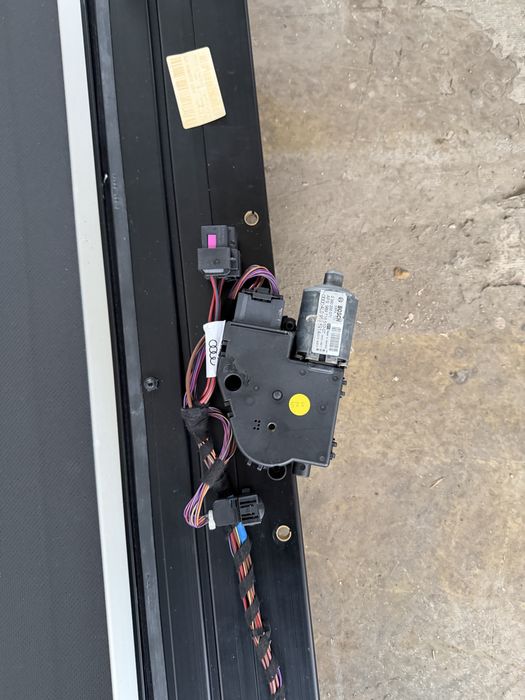 Audi Q7 4l Ауди Кю7 Панорамен прозорец