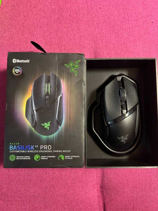 Безжични геймърски мишки Razer - Basilisk / Naga - Като нови, без донгъли