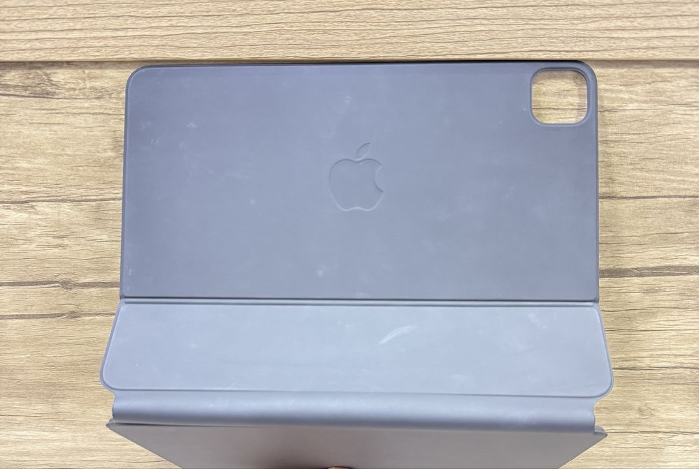 Prodam Idyal MagicKeyboard  11