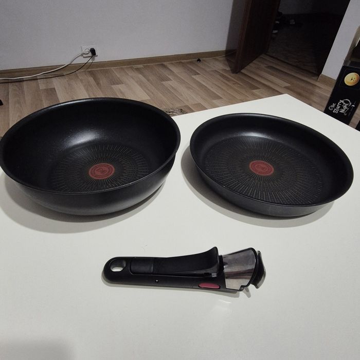 Tigaie Tefal plus Tefal Wok adâncă cu mâner detașabil