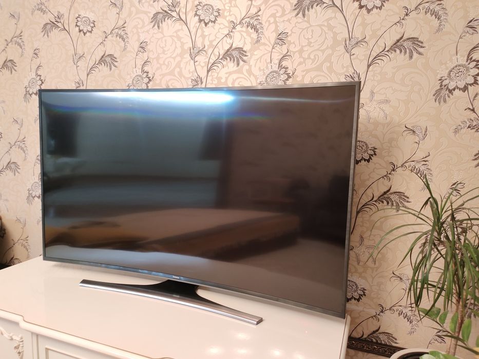 Телевизор Самсунг