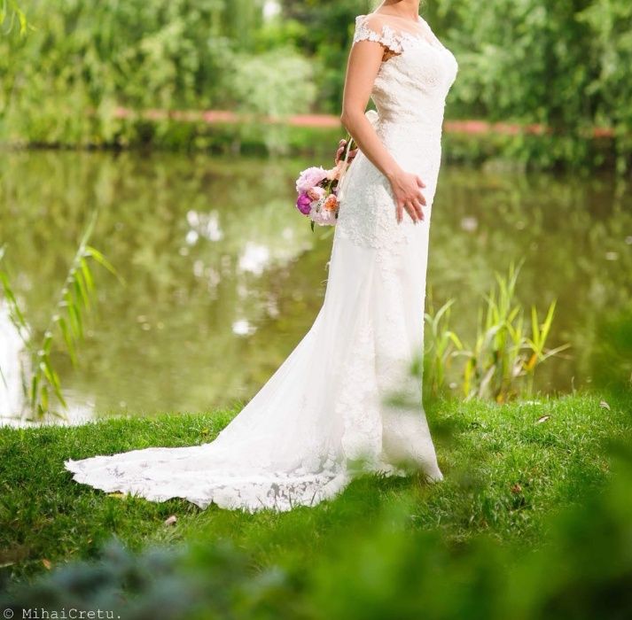 Vand rochie de mireasa tip sirena