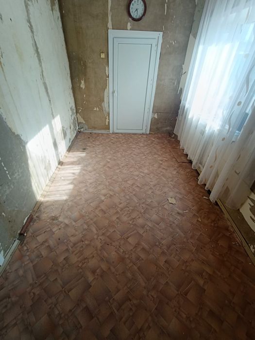 Линолеум б/у в одни руки