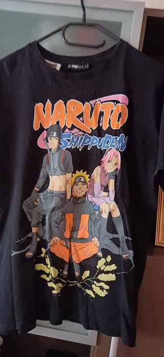 Vând tricou unisex culoare neagra,Naruto marimea L