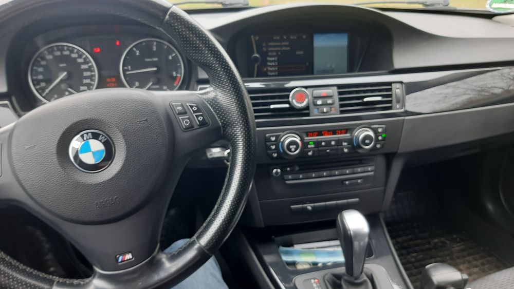 Vand bmw seria 3 e91 318d n47 din 2010