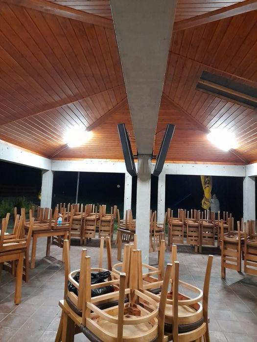 Защитна,предпазна кутия за телевизор.