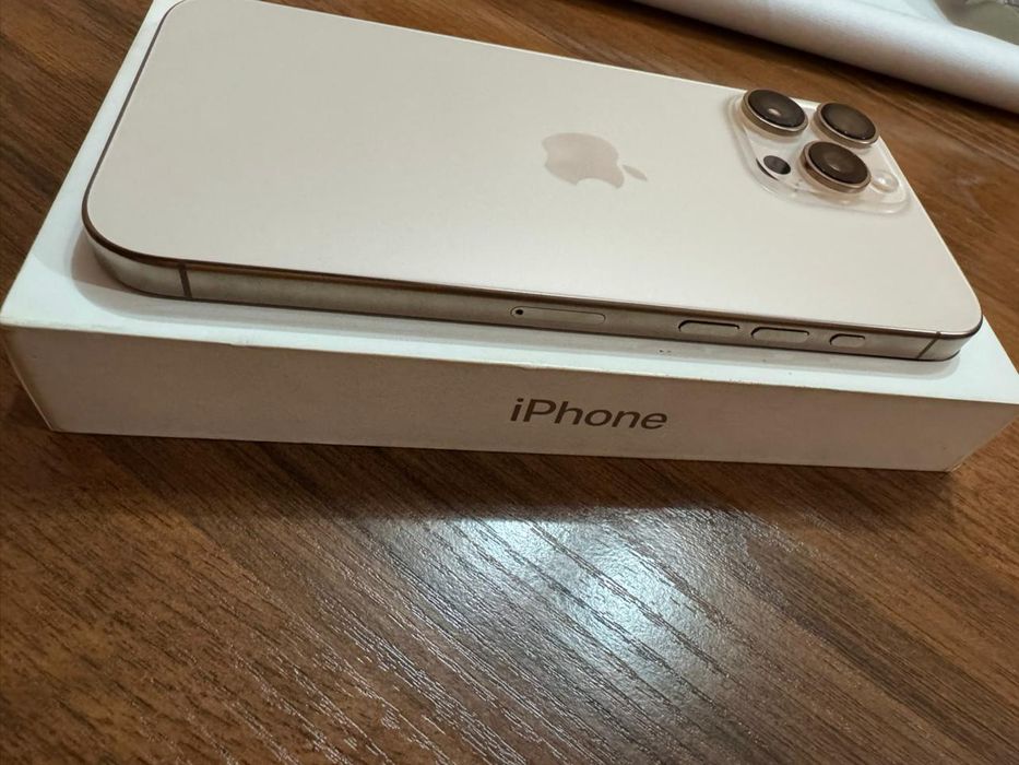 iPhone 16 pro max 256gb
