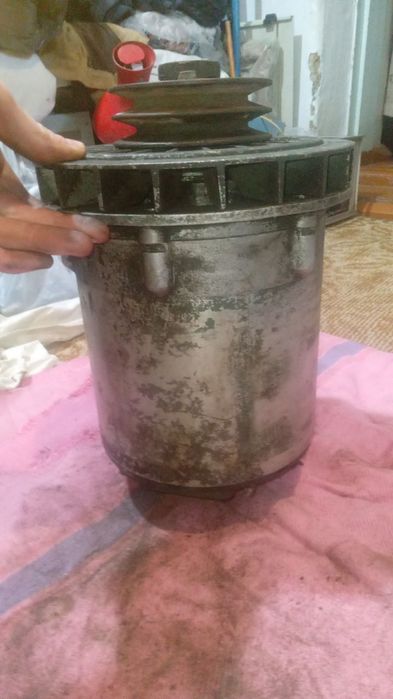 Генератор 24 вольт 75 ампер