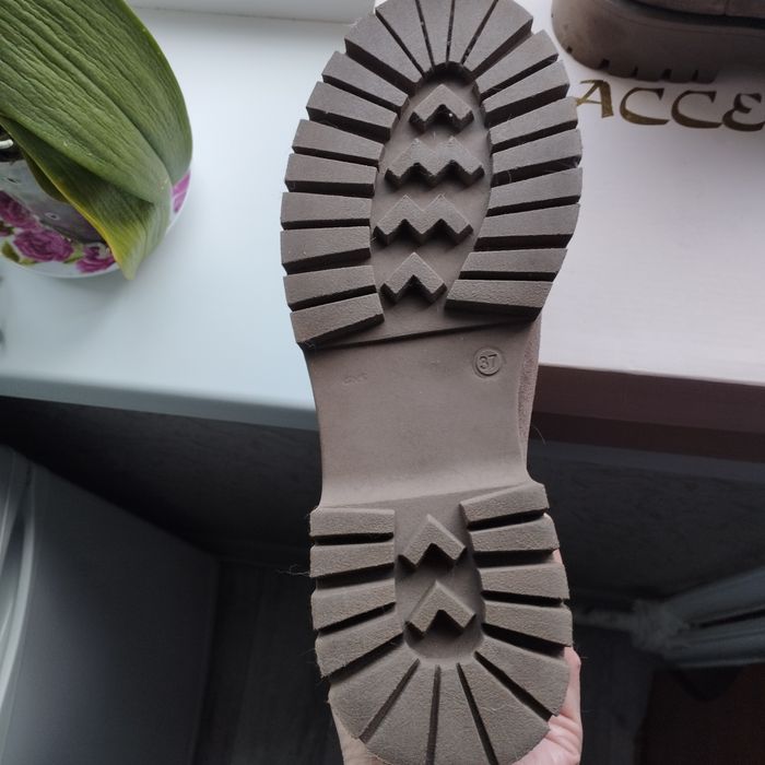 Женские зимние челси