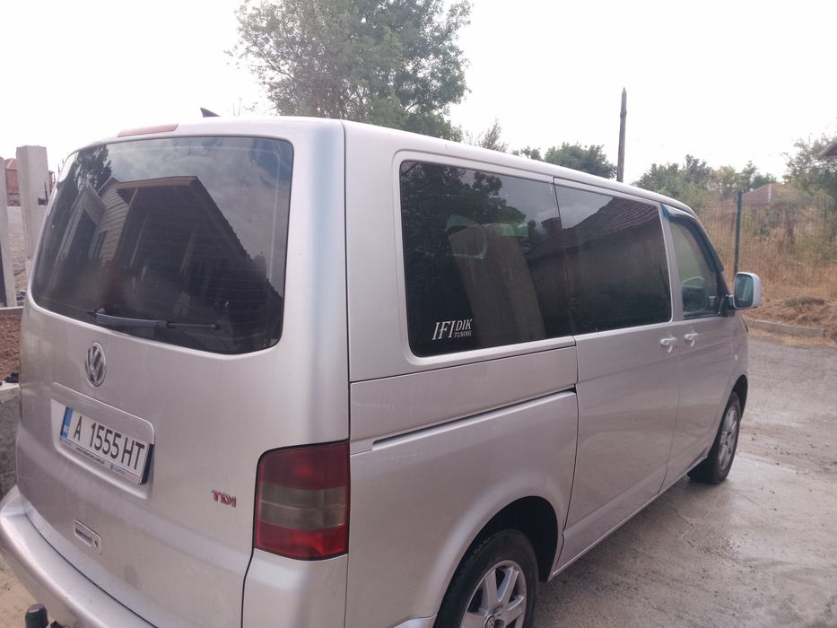VW T5 Caravell.   .