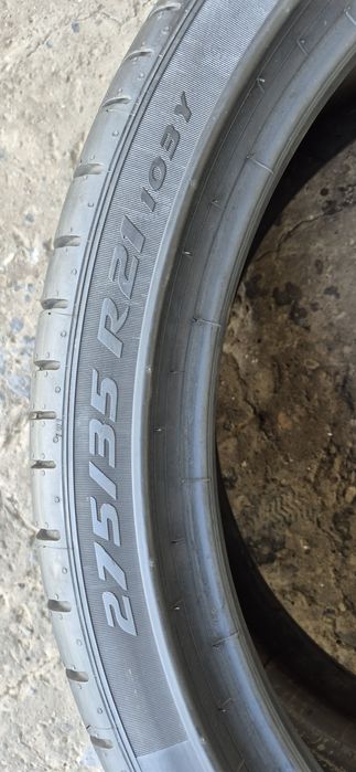 2 anvelope vara Pirelli runflat  275/35/21.Pretul este pe bucata.