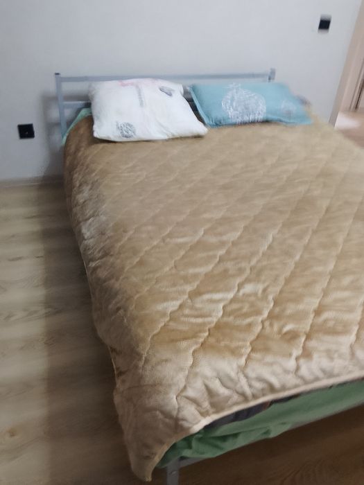 Продам кровать двуспальная