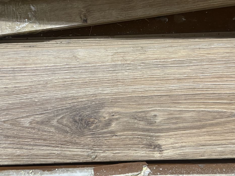 Ламинат б/у примерно 12 кв метров