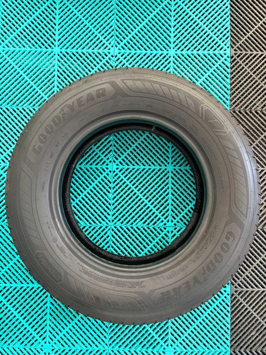 Set anvelope vara 205 75 R16C 113/111T GoodYear Efficient Grip Cargo 2 dot 0725 7.46mm