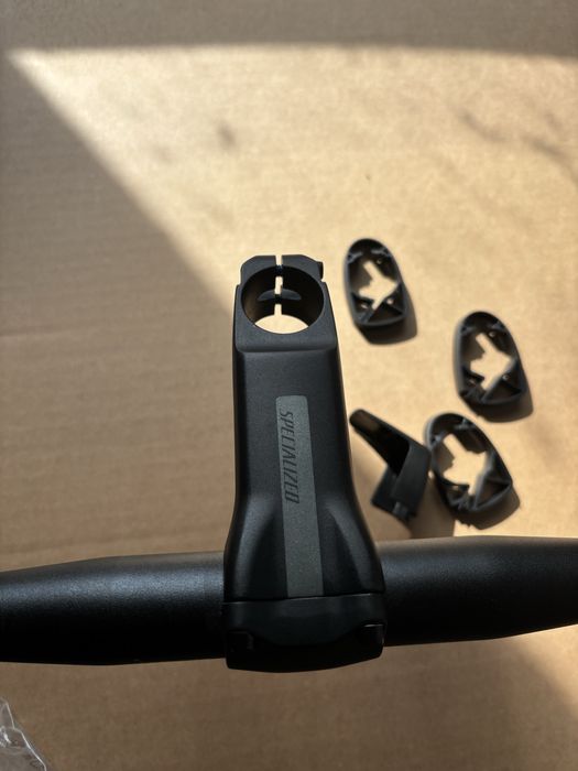 Нови Карбонови и алуминиеви кормила и лапи