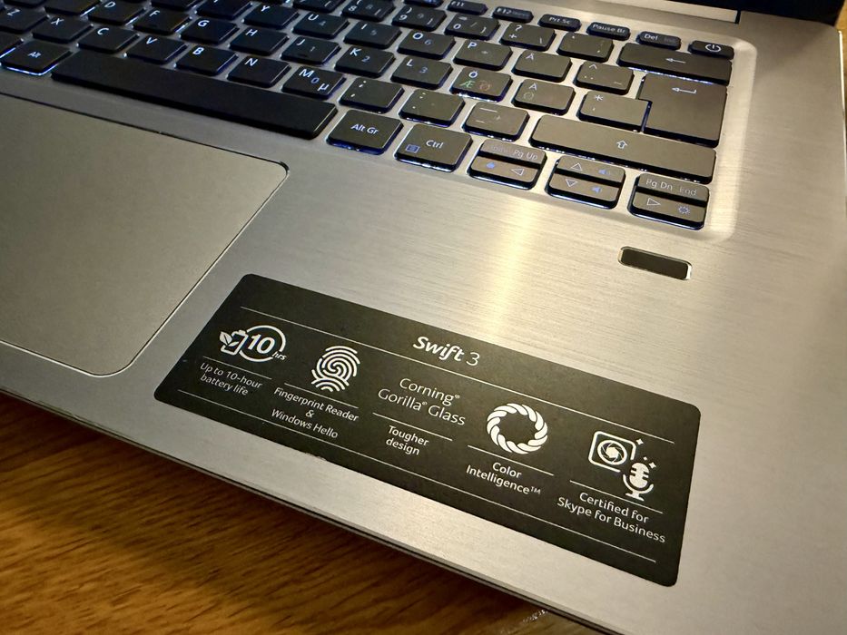 Laptop ultraportabil Full alluminium Acer Swift 3 (SF315-51) -i5-8250U