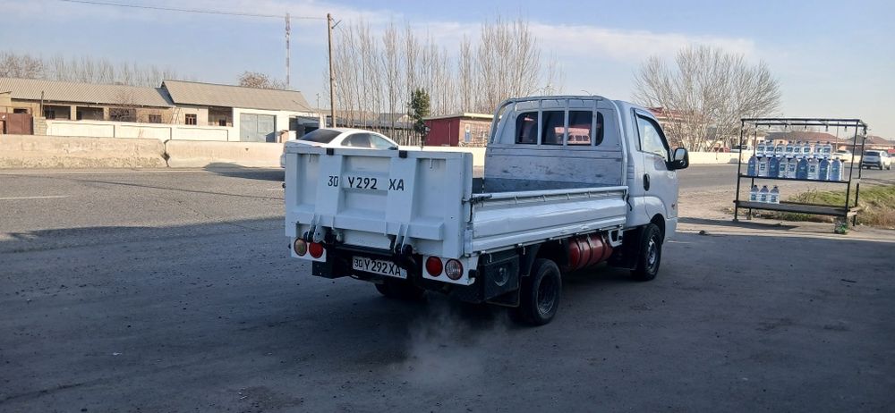 Kia sotiladi pirapan mator xama joyi zur ishlaydi aybi yuq yili 2017 2