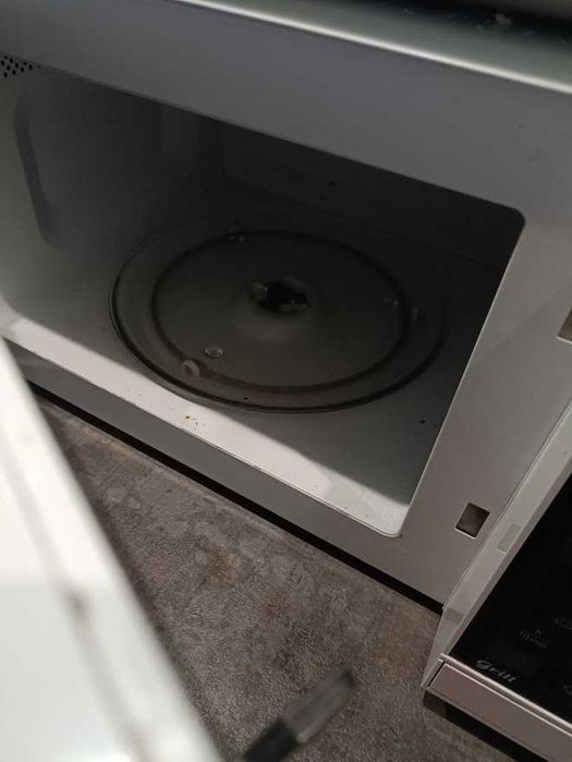 Микровълнова печка Samsung