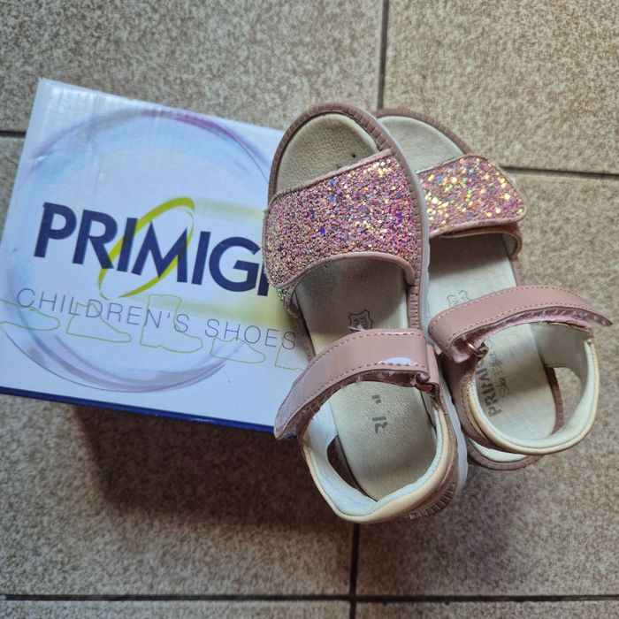 Primigi sandale din piele pentru fetite marime 27