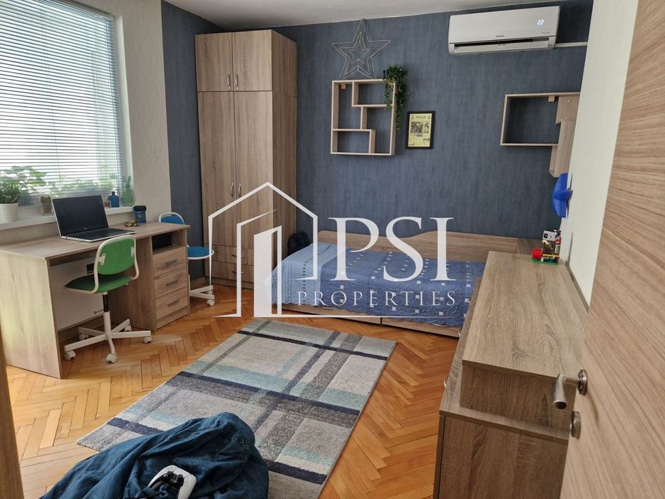 Продава се Четиристаен апартамент в Пловдив, Каменица 2 - 106 кв.м за 1883 €/кв.м - Снимка #7