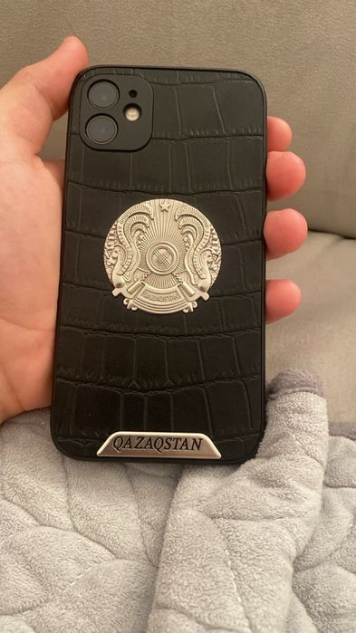 Продам iPhone 11