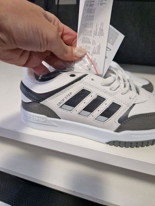 Кецове adidas.Чисто нови