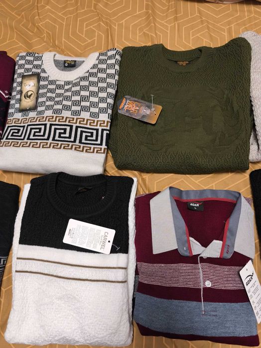 Lichidare pulovere noi bărbați M și L
