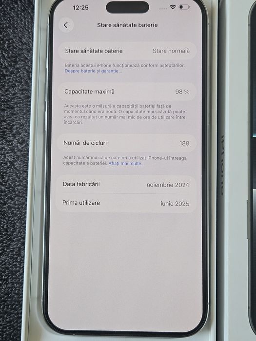 Iphone 16 pro max 98% white