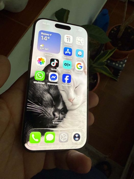 Vand/schimb iPhone 16 Pro...impecabil