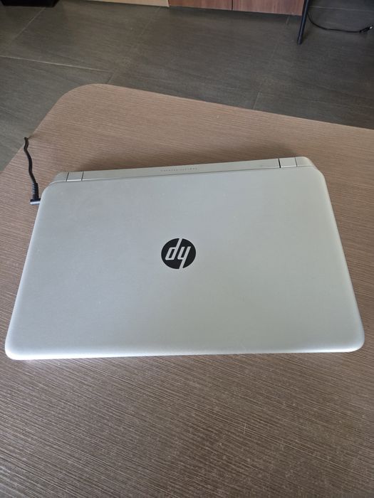 Ноутбук HP Pavilion 15-p270ur
