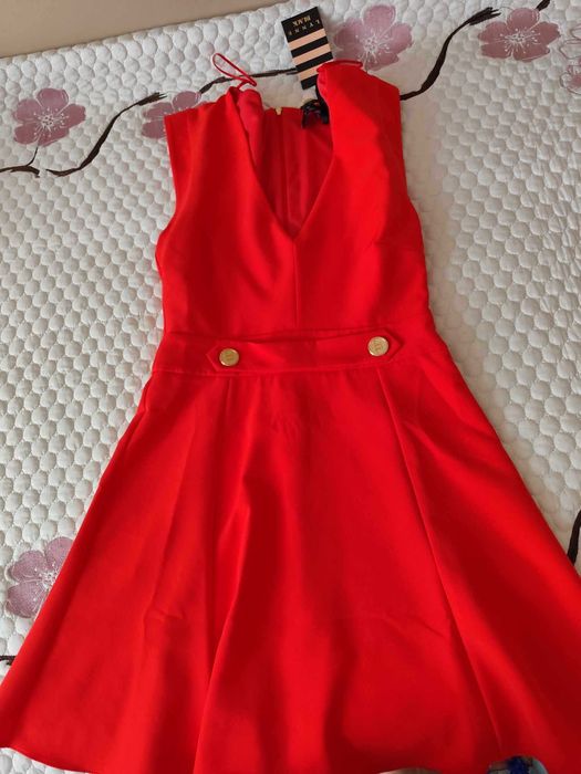 Дамска НОВА рокля Lynne