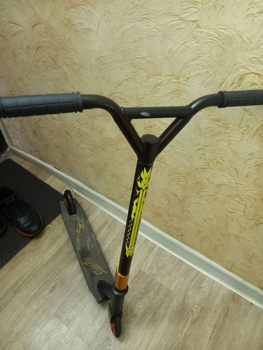 Самокат трюковый б/у