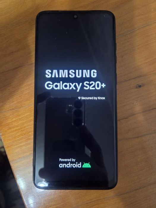 Продам смартфон Самсунг S20+