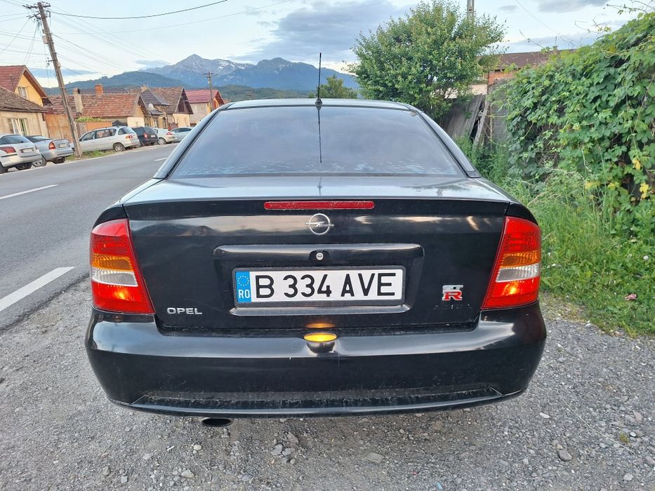 De vanzare opel bertone 2003 1.8 benzina