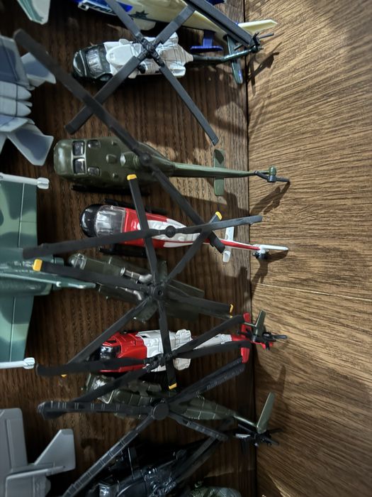 Macheta metalica  Maisto elicopter scara  1/72