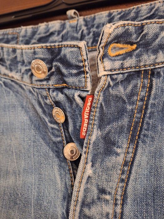 Blugi Disquared 2 ,marimea 48 !!