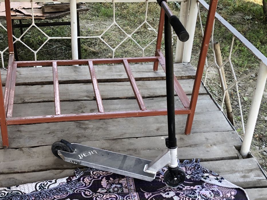 Трюковой самокат Limit 69