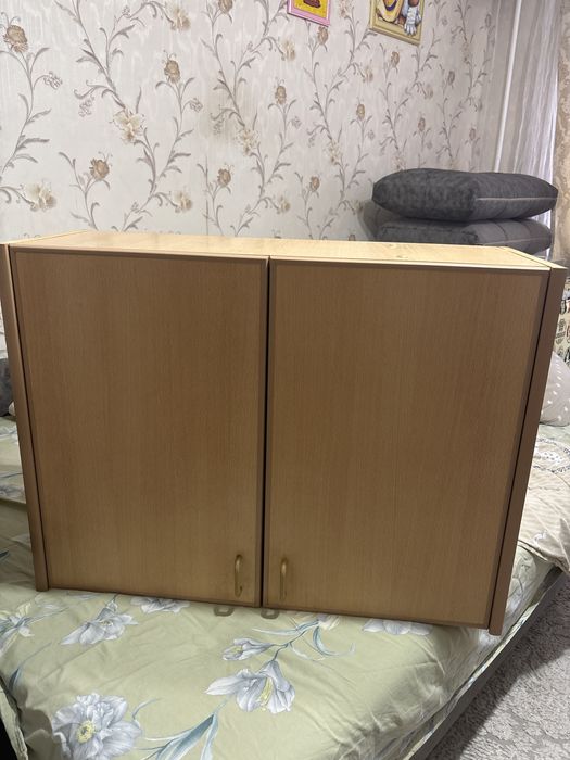 Шкаф навесной кухонный